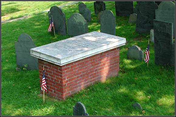 Tomb of General John Glover (1797).